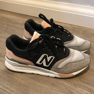 NEW BALANCE | 997H V1 Sneakers | Size 8